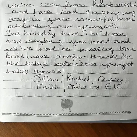 Hyggeby Lodge, Yanwath, With Garden & Wood Burning Stove, 10 Minutes To Ullswater Holiday home Tirril