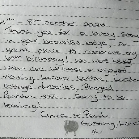 Hyggeby Lodge, Yanwath, With Garden & Wood Burning Stove, 10 Minutes To Ullswater Holiday home *