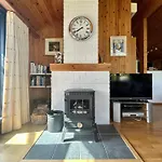 Semesterbostad Hyggeby Lodge, Yanwath, With Garden & Wood Burning Stove, 10 Minutes To Ullswater
